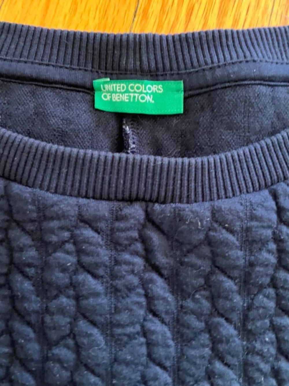 United Colors of Benetton Sweatshirt Womens Navy XS Quilted Crew Neck Casual - Picture 2 of 3